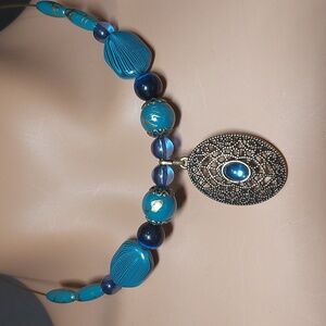 Turquoise Blue Bead Oval Pendant Wire Necklace Western